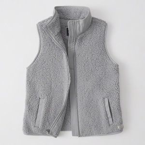 Abercrombie & Fitch Sherpa vest